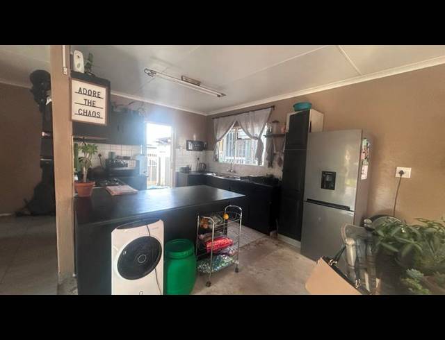 2 BEDROOM TOWNHOUSE FOR SALE IN STANDERTON CENTRAL